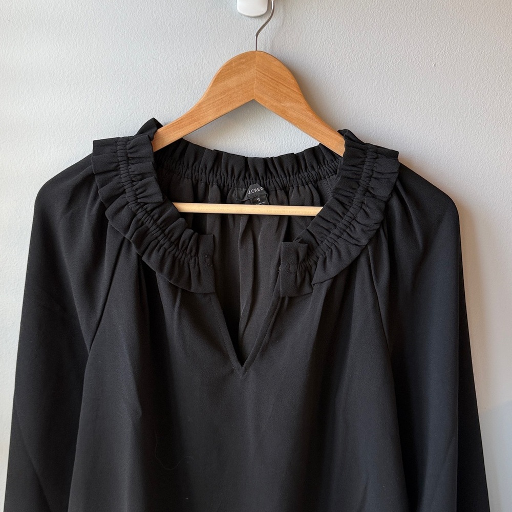 J.‎ Crew Drapey Ruffleneck Black Blouse in 365 Crepe - Picture 3 of 8